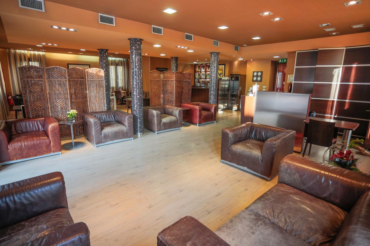 Hotel Fortyfive Chivasso Εξωτερικό φωτογραφία