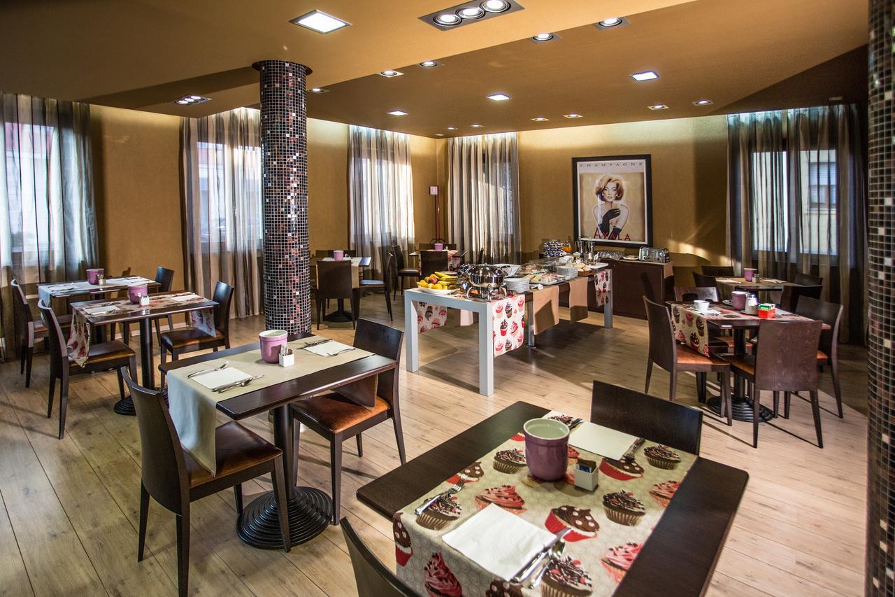 Hotel Fortyfive Chivasso Εξωτερικό φωτογραφία